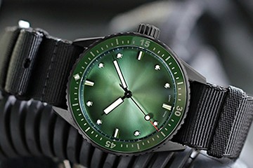 佛山江诗丹顿手表为什么一天不戴就停了